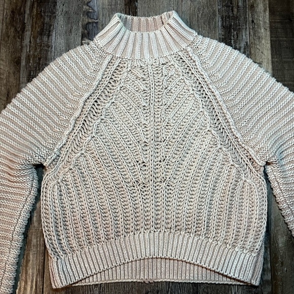 Free People Sweatheart Sweater in Sand Castle Chunky Knit Mockneck XS - Picture 3 of 7